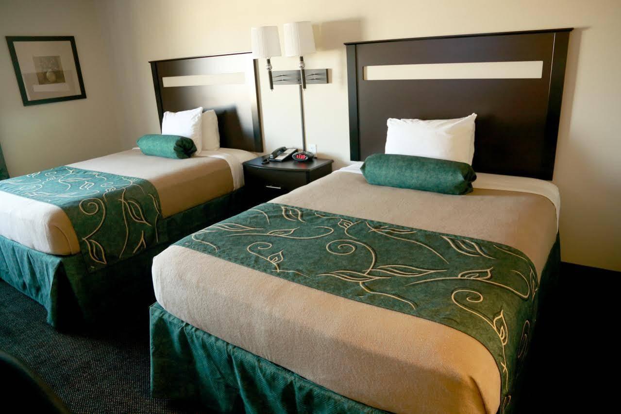 Baymont By Wyndham Glenwood Hotel Buitenkant foto